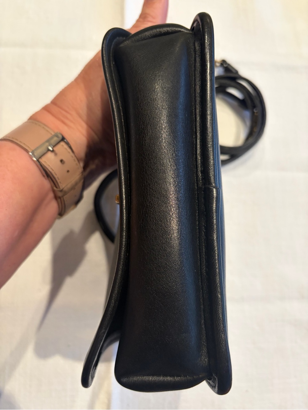 Classic Black Leather Top-Handle Crossbody Bag with Brass Turnlock - Picture 5 of 11